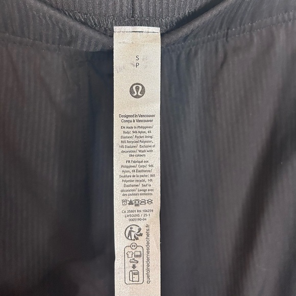 🍋NWT Lululemon Dance Studio Slim-Fit High-Rise Flared Pant- Black/ Size S - Picture 7 of 10